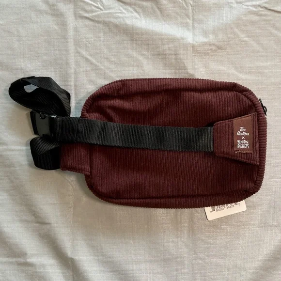HP 🤎 Tim Hortons x Justin Bieber Timbiebs Corduroy Belt Bag - Picture 3 of 3